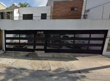 Casa de 5 habitaciones, Guadalajara · Venta de Casa en Guadalajara Col Col Bosques de La Victoria