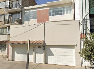 Casa en Venta de 3 habitaciones Jardín Balbuena · Casa en Venta en Colonia Jardin Balbuena