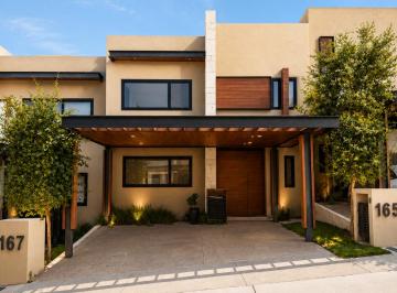 Casa en condominio de 3 habitaciones, El Marqués · Casa en Villa Carriedo