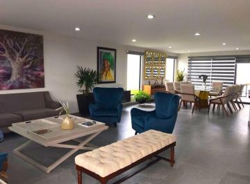 Casa · 327m² · 3 Recámaras · 4 Estacionamientos · Venta de Casa Nueva en Metepec con Casa Club