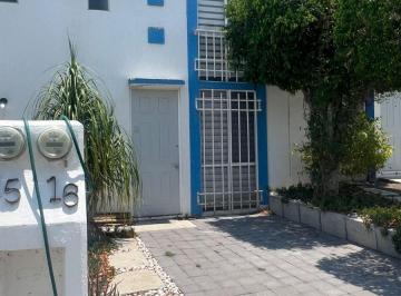 Casa en condominio de 4 habitaciones, Corregidora · Venta Casa en Colinas del Sol Oportunidad Entrada a Candiles por Zona Surponiente Super Ubicada