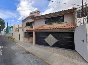 Casa de 3 habitaciones, Puebla · Venta de Casa en Col. Los Pilares, Puebla.