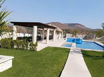 Casa de 3 habitaciones, Xochitepec · Exclusivo Residencial de 22 Casas con Trotapista y Bosque Privado