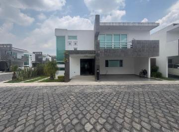 Casa en condominio de 3 habitaciones, Metepec · Renta Casa Amueblada Enfrente de Town Square