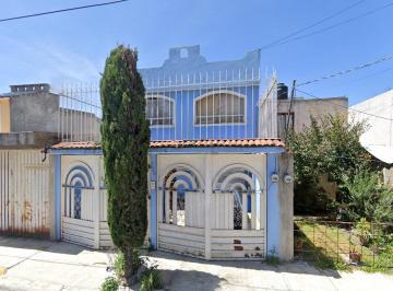 Casa de 3 habitaciones, Toluca · Venta Casa San Gabriel, Villas Santin, Sauces, Méx a S F (G M)