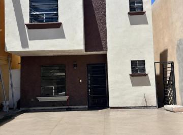 Casa de 3 habitaciones, Juárez · Tu Casa en Jardines de Santa Clara 1