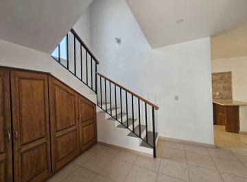 Casa de 3 habitaciones, Tequisquiapan · Casa en Renta con Jardin en Tequisquiapan