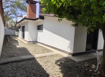 Casa de 3 habitaciones, Santa María Atzompa · Casa de Descanso en San Lorenzo Cacaotepec