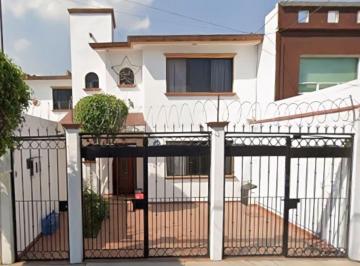 Casa de 3 habitaciones, Nezahualcóyotl · Venta de Casa en Valle de Aragón 1rasecc.