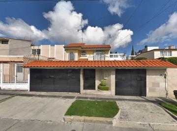 Casa de 3 habitaciones, Naucalpan de Juárez · Venta de Casa en Ciudad Satélite, Naucalpan.