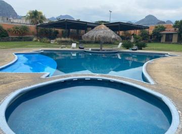Casa de 7 habitaciones, Tlayacapan · Jardín de Eventos “la Concha” – Oportunidad Única de Inversión o Residencia