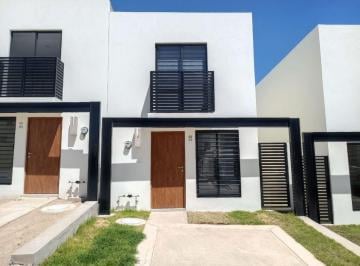 Casa · 67m² · 2 Recámaras · 1 Estacionamiento · Frac. Adamar 2 Hab. 2 Niveles