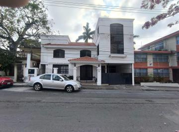 Casa · 4 Recámaras · 1 Estacionamiento · Casa en Renta en Col. Guadalupe, Tampico