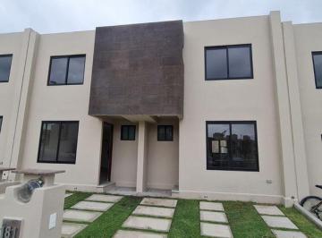 Casa · 93m² · 3 Recámaras · 2 Estacionamientos · Casa en Venta Meseta, 3 Recámaras, 3 Baños Completos, Sala Tv