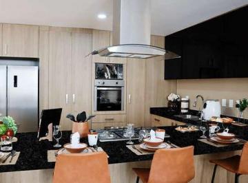 Casa · 128m² · 3 Recámaras · 2 Estacionamientos · Casa en Venta Juriquilla, Terminados de Lujo, 3 Recámaras