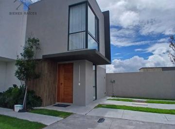 Casa · 129m² · 2 Recámaras · 2 Estacionamientos · Casa en Venta Zakia, Amplia Cocina, Sala de Tv, Jardín