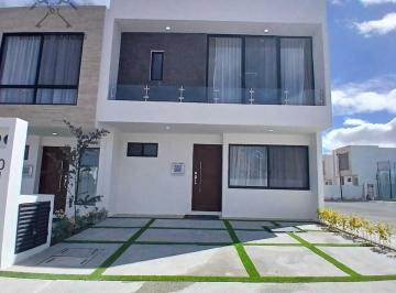 Casa · 136m² · 3 Recámaras · 2 Estacionamientos · Casa en Venta Zakia, Espacios Amplios, Acabados de Lujo
