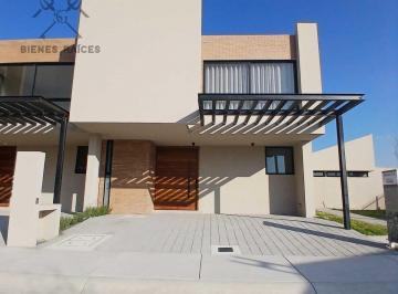 Casa · 219m² · 3 Recámaras · 2 Estacionamientos · Casa en Venta Santa Fe, Amplios Espacios, Sala de de Tv