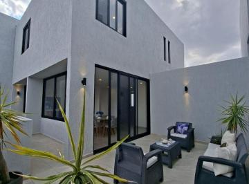 Departamento · 149m² · 2 Recámaras · 2 Estacionamientos · Departamento en Venta Juriquilla, 2 Plantas, Terraza