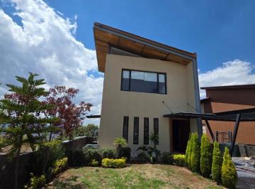 Casa en condominio de 3 habitaciones, Morelia · Casa en Venta Club de Golf Altozano
