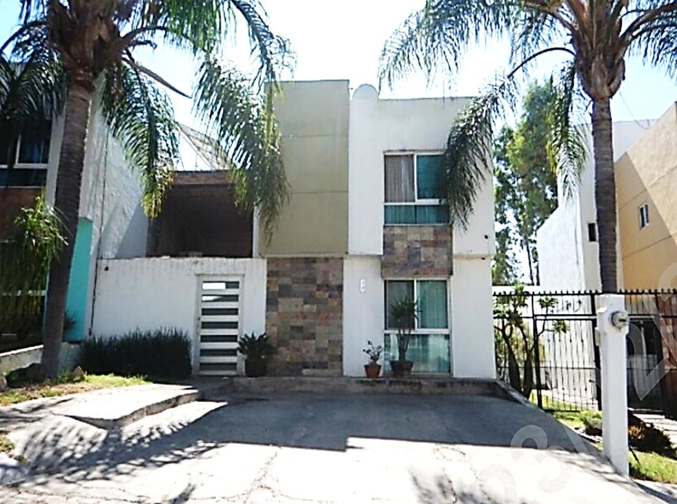 Two-Story House with Land Area of 168 m² in Banus Residential Subdivision