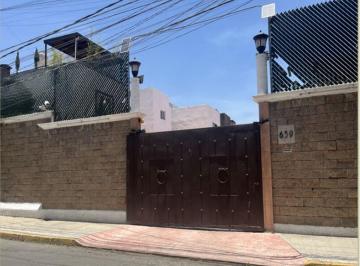 Casa de 2 habitaciones, Mexicaltzingo · Se Vende Casa de Dos Niveles