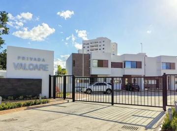 Casa · 143m² · 3 Recámaras · 2 Estacionamientos · Casa en Venta Sin Muebles en Residencial Vitala, Cancun Q. Roo