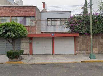 Casa de 4 habitaciones, Benito Juárez · Casa en Venta en Tenayuca #171