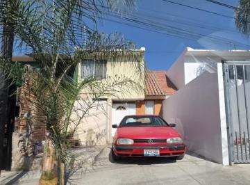 Casa de 1 habitación, Tonalá · Casa en Dos Niveles, con Superficie de Terreno de 69.10 M&sup2;,j en Fraccionamiento El Remolino