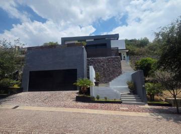 Casa en condominio de 6 habitaciones, León · Casa en Venta en Misión Cañada