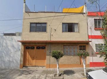 Casa de 4 habitaciones, Alvaro Obregón · Casa en Venta en Molino de Rosas, Álvaro Obregón