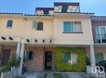Casa · 206m² · 3 Recámaras · 2 Estacionamientos · Casa en Condimino en Venta en Rincon Colonial de Calacoaya Atizapan de Zaragoza