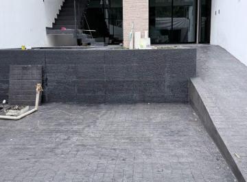 Casa de 3 habitaciones, Cuernavaca · Renta Casa Sola de un Nivel con Portón Eléctrico en Privada Col. Vista Hermosa