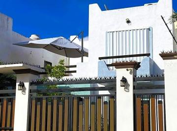 Casa · 114m² · 3 Recámaras · 1 Estacionamiento · Casa en Venta de 3 Recamaras en Bosque Real Playa del Carmen