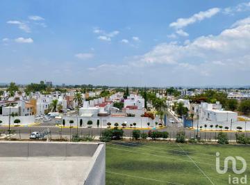 Departamento · 51m² · 2 Recámaras · 1 Estacionamiento · Rento Departamento Centrico en Queretaro
