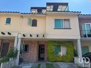 Casa · 206m² · 3 Recámaras · 2 Estacionamientos · Casa en Condimino en Venta en Club de Golf La Hacienda, Atizapan de Zaragoza, Estado de Mexico