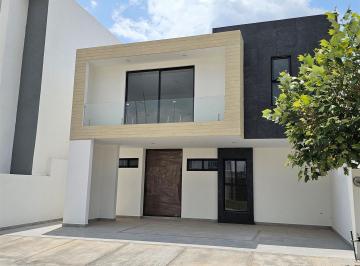 Casa · 273m² · 4 Recámaras · 3 Estacionamientos · Casa Nueva en Exclusivo Fraccionamiento Sierra Nogal 3, León, Gto.