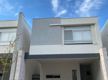 Casa · 230m² · 3 Recámaras · 2 Estacionamientos · Casa en Venta en Dominio Cumbres, Garcia Nuevo León