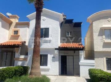 Casa · 93m² · 3 Recámaras · Casa en Venta en Puerta del Valle, Chihuahua, Chih.