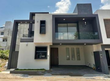 Casa de 4 habitaciones, Xalapa · Nueva en Fracc Paseo de La Reina, Zona Monte Magno, Animas, Xalapa