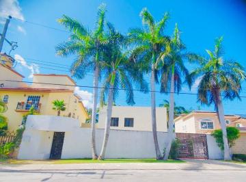 Casa de 4 habitaciones, Cancún · Casa con Precio de Oportunidad en Campestre Residencial Cancún