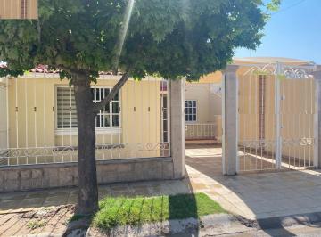 Casa · 140m² · 3 Recámaras · 1 Estacionamiento · Casa en Venta en Villas de La Ibero de Torreón Coah.