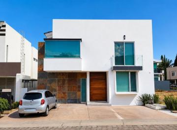 Casa en condominio de 3 habitaciones, Tlajomulco de Zúñiga · Casa en Venta en El Manantial Tlajomulco de Zúñiga, Jalisco