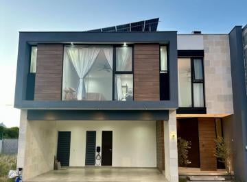 Casa · 3 Recámaras · Casa - El Uro