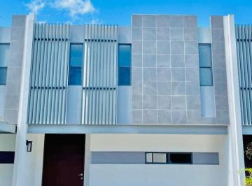 Casa de 3 habitaciones, Cancún · Casa en Renta con o Din Muebles o Semi Smieblada en Cancún