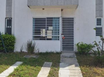 Casa de 3 habitaciones, Zapopan · Casa en Venta Modelo Caoba en Albaterra Residencial.