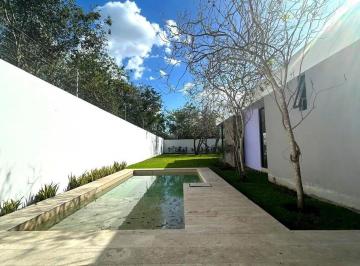 1 · Casa en Renta de Una Planta en Temozón Norte, Mérida