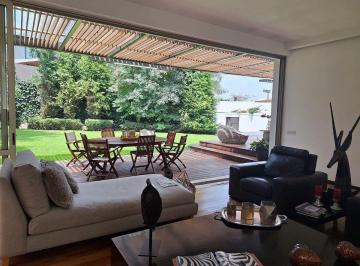4a92869c80c1091f211bd1199ee2b6b66f1645804870779c2ce2e22e65311272 · Preciosa Casa en Venta o Renta en Lomas Country Club