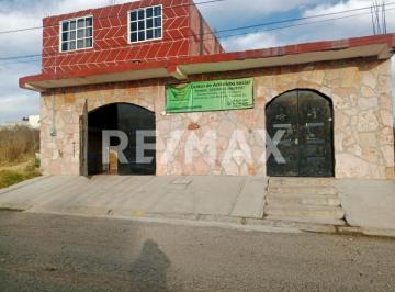 Casa · 156m² · 2 Recámaras · 2 Estacionamientos · Salon, Temazcal y Departamento - (4)