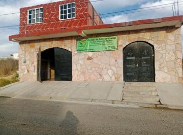 Casa · 156m² · 2 Recámaras · 2 Estacionamientos · Salon, Temazcal y Departamento - (4)